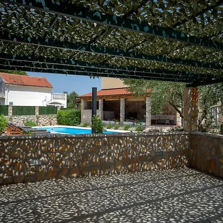 Herhenreder * Stari Grad (Hvar)
